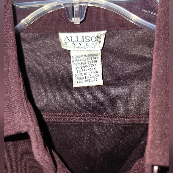 Allison Taylor  Top - Picture 2 of 2